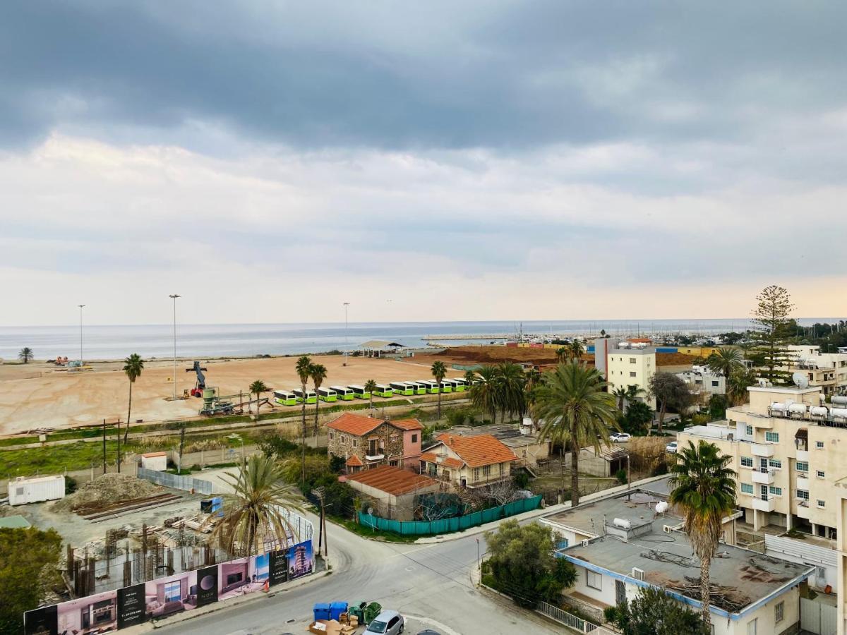 Panoramic Seaside Getaway, 2-Br Penthouse Διαμέρισμα Λάρνακα Εξωτερικό φωτογραφία
